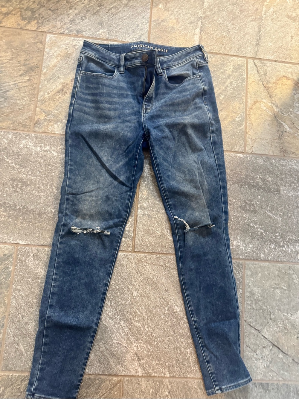 American Eagle Outfitters Women's Dark Blue Ripped Skinny Jeans